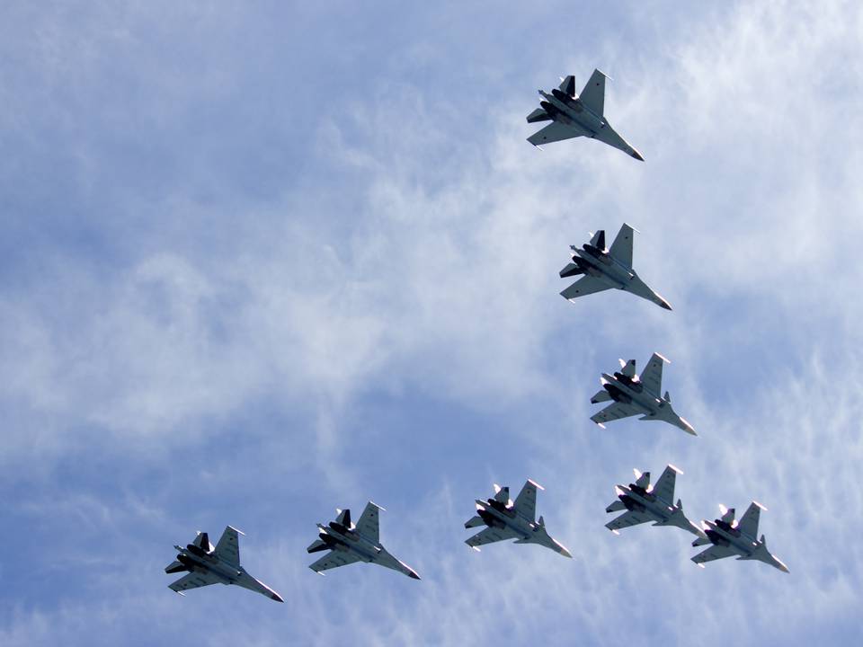 Jour de la Victoire 1 : Sukhoï Su-35S %22Flanker-E%22 et Sukhoï Su-30SM %22Flanker-C%22