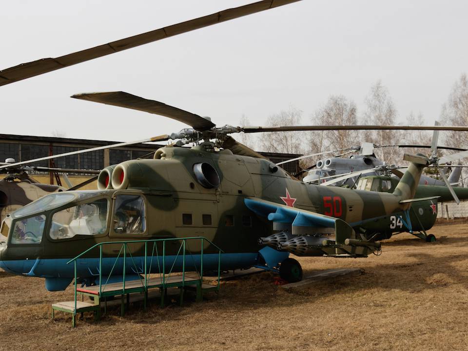 Monino redimensions 1 : Mil Mi-24A %22Hind-B%22