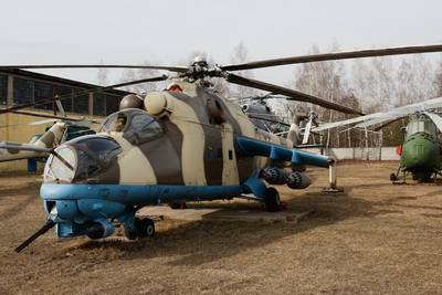 Monino redimensions 1 : Mil Mi-24V %22Hind-E%22