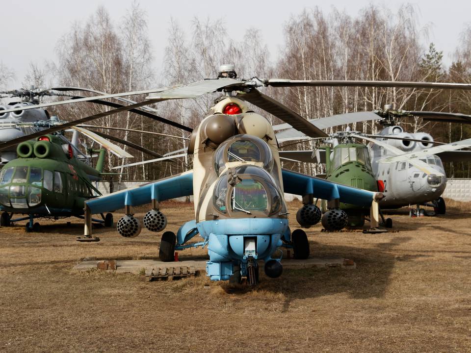 Monino 1 : Mil Mi-24V %22Hind-E%22 (1)