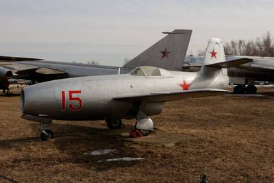 Monino 1 : Yakovlev Yak-23 %22Flora%22