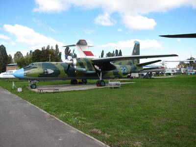 Ukraine State Aviation Museum 1 : Antonov An-26 %22Curl-A%22