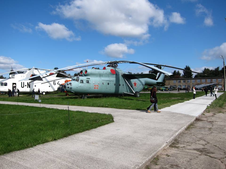 Ukraine State Aviation Museum 1 : Mil Mi-6A %22Hook-A%22