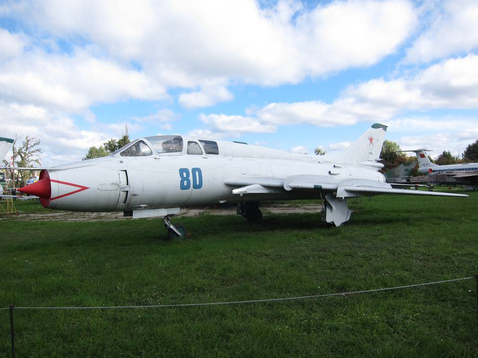 Ukraine State Aviation Museum 1 : Sukhoï Su-17UM %22Fitter-E%22