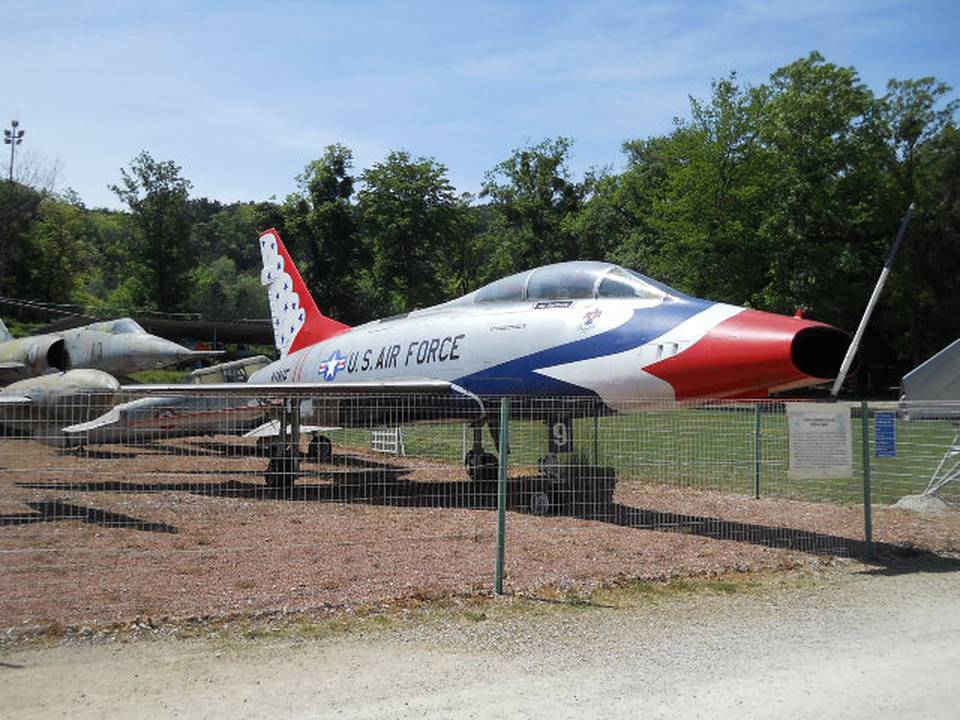 Savigny-Les-Beaunes 2011 1 : F-100F