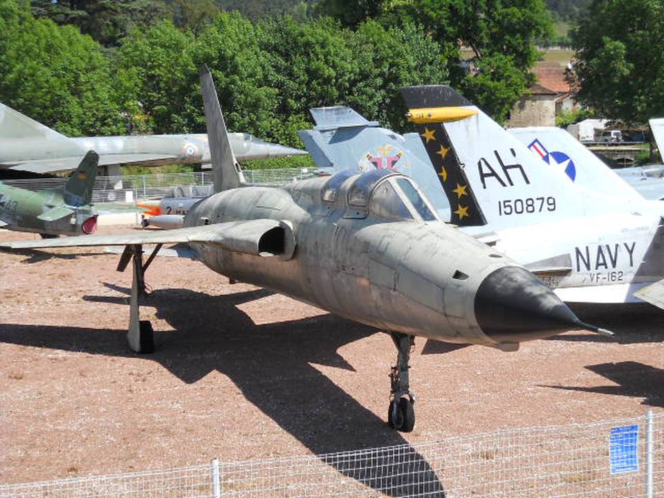 Savigny-Les-Beaunes 2011 1 : F-105F