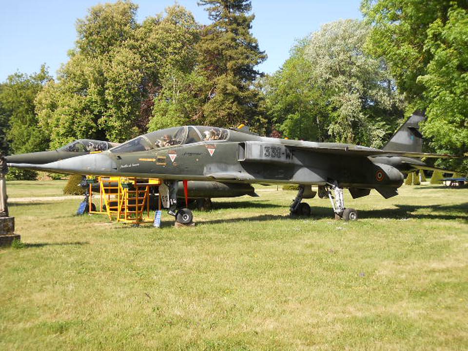 Savigny-Les-Beaunes 2011 1 : Jaguar E