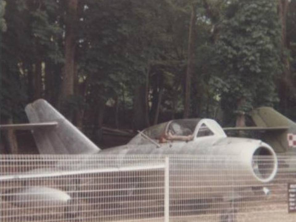 Savigny-les-Beaunes, 1989 1 : MiG-15