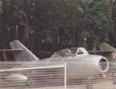 Savigny-les-Beaunes, 1989 1 : MiG-15