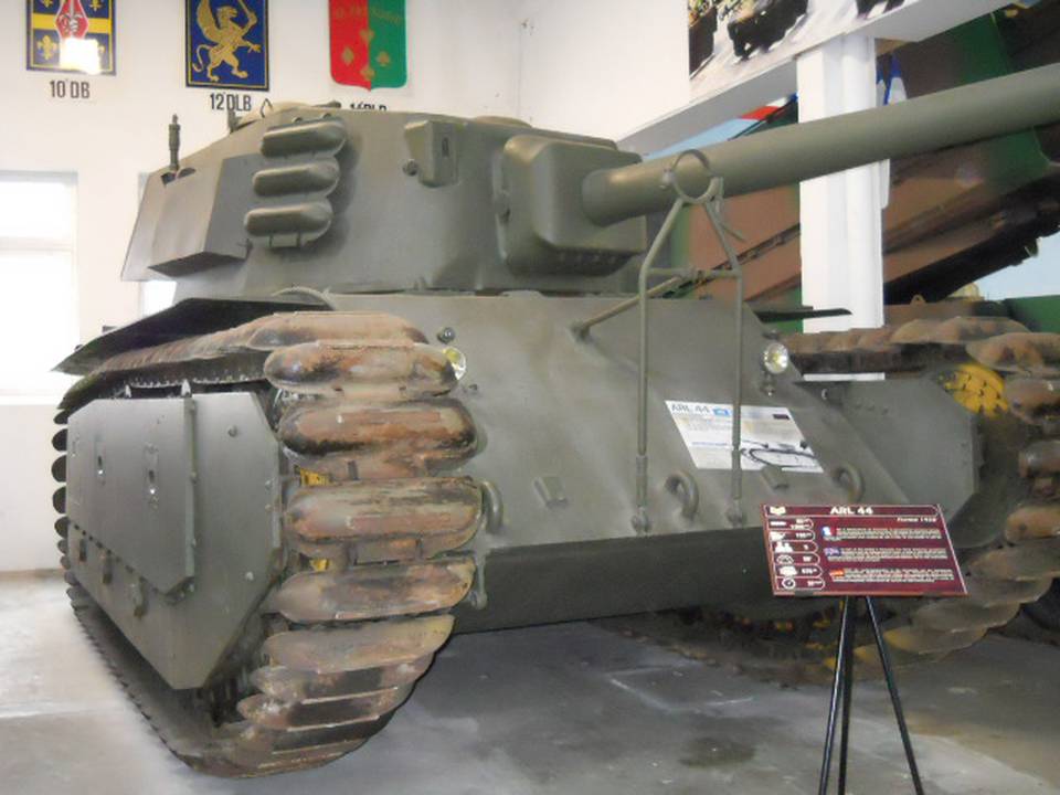 Musée des Blindés 2011 1 : ARL44