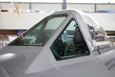 &quot;Clin d'Ailes&quot;, Musée de l'Aviation militaire de Payerne 1 : DH-100, verrière du cockpit 1