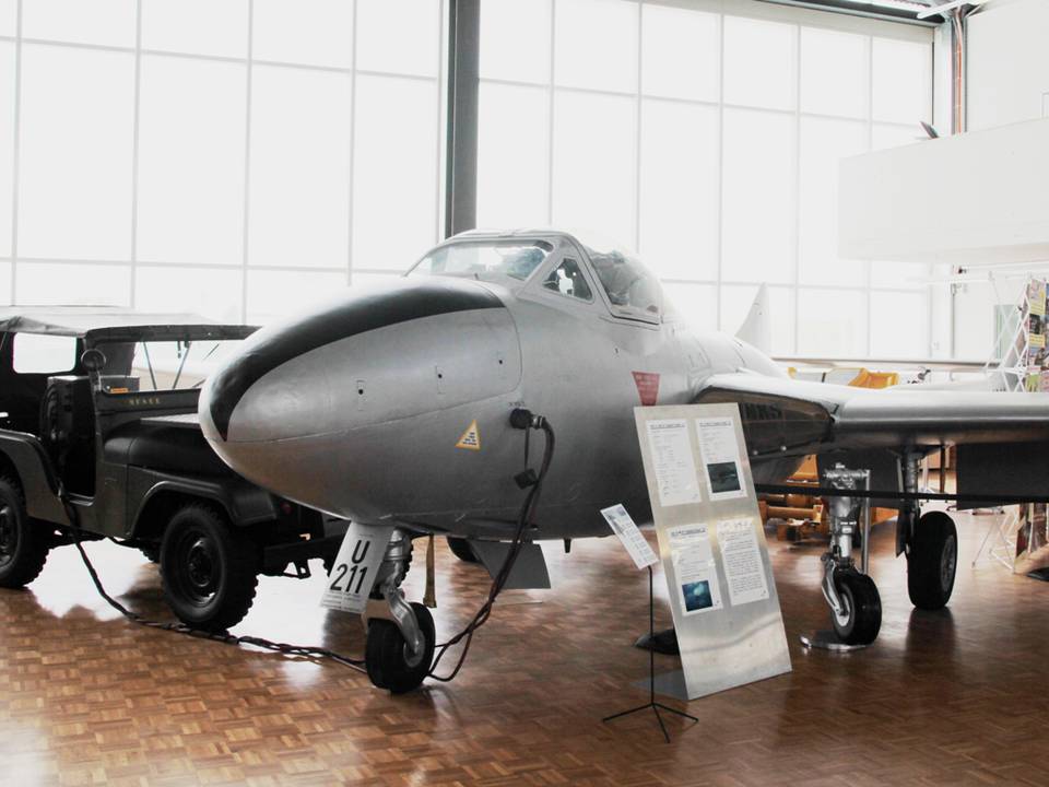 &quot;Clin d'Ailes&quot;, Musée de l'Aviation militaire de Payerne 1 : DH-115 &quot;Vampire Trainer&quot;