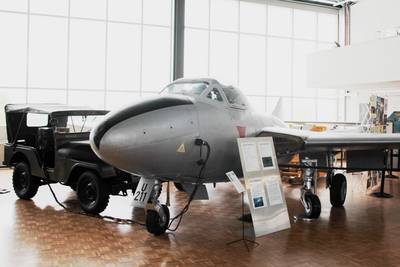 &quot;Clin d'Ailes&quot;, Musée de l'Aviation militaire de Payerne 1 : DH-115 &quot;Vampire Trainer&quot;