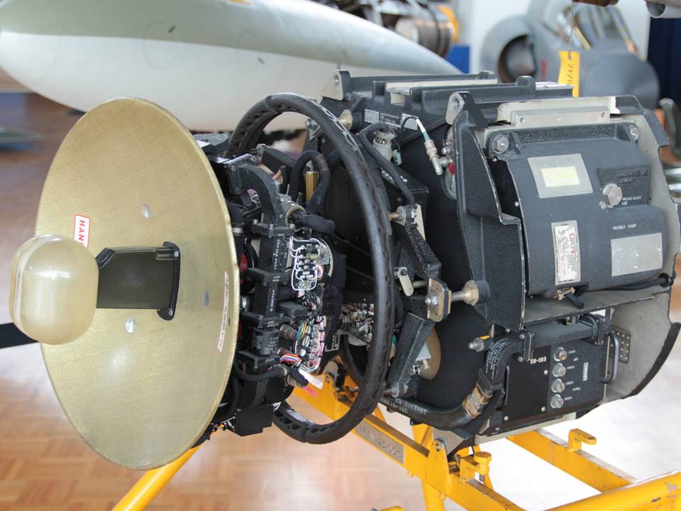 &quot;Clin d'Ailes&quot;, Musée de l'Aviation militaire de Payerne 1 : Radar Hugues TARAN (Mirage IIIS)