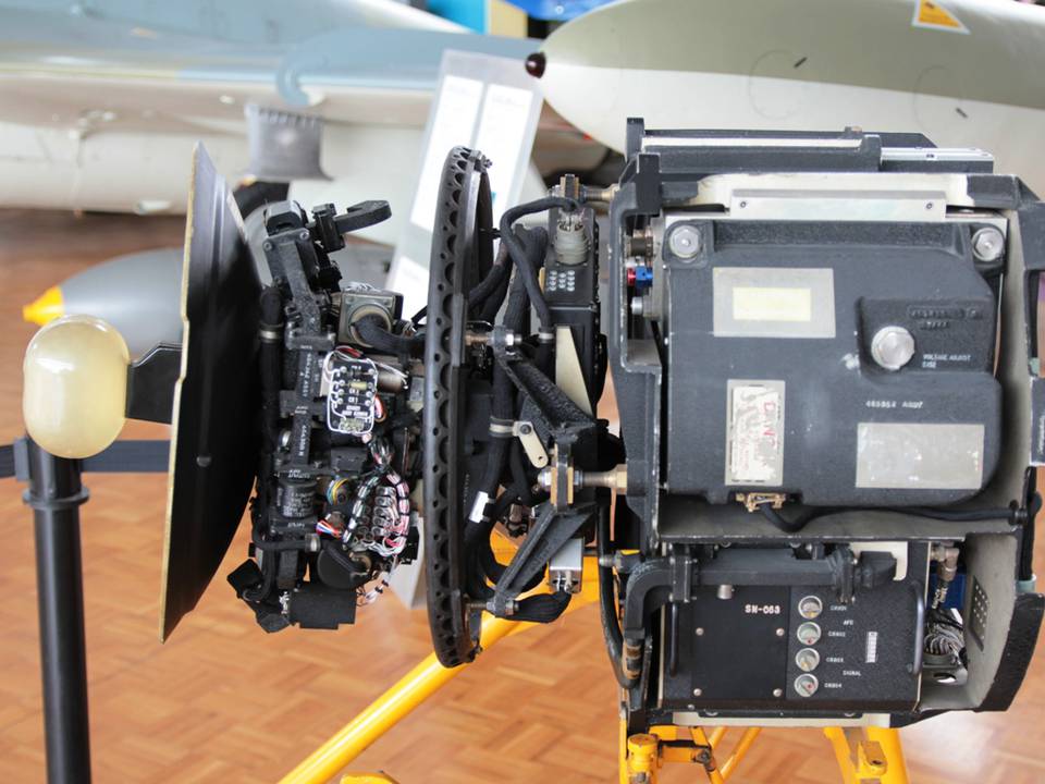 &quot;Clin d'Ailes&quot;, Musée de l'Aviation militaire de Payerne 1 : Radar Hugues TARAN (Mirage IIIS) 1