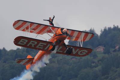 Breitling Air Show Sion 2011 1 : Breitling Wingwalkers (Boeing Stearman) 5