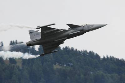 Breitling Air Show Sion 2011 1 : SAAB Gripen C  2