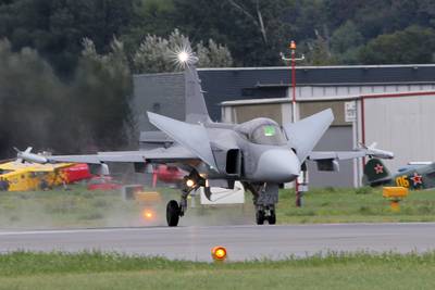 Breitling Air Show Sion 2011 1 : SAAB Gripen C  3