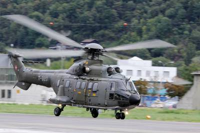 Breitling Air Show Sion 2011 1 : Aérospatiale AS332M1 Super Puma (Forces aériennes suisses)