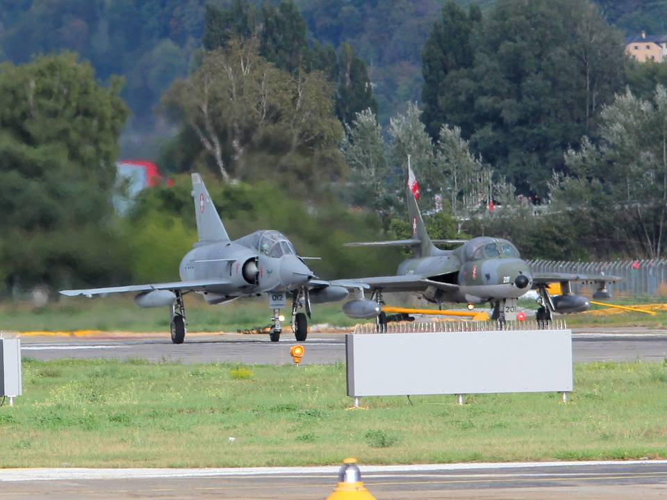 Breitling Air Show Sion 2011 1 : Mirage III DS et Hawker Hunter T Mk68