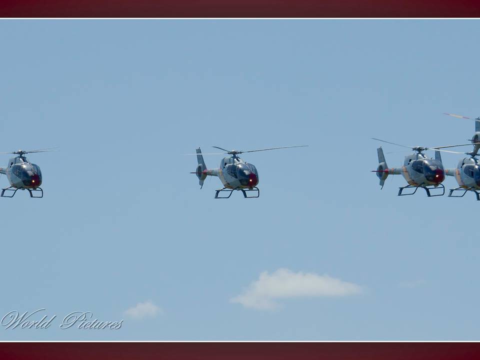 MAVERICKdu13  100 ANS AERONAVALE  B.A.N. HYERES 2010 PATRULLA---ASPA--COLIBRI 24_-copie-ASPA-N-1