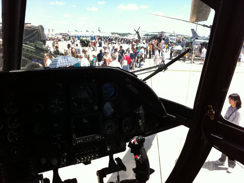 Joint Open Service House 2011 at Andrews Joint-Base (MD, USA) 1 : CH-46_9_1.jpg