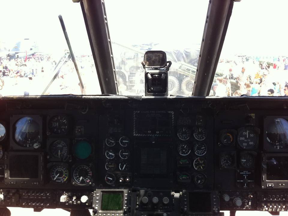 Joint Open Service House 2011 at Andrews Joint-Base (MD, USA) 1 : CH-46_9.jpg