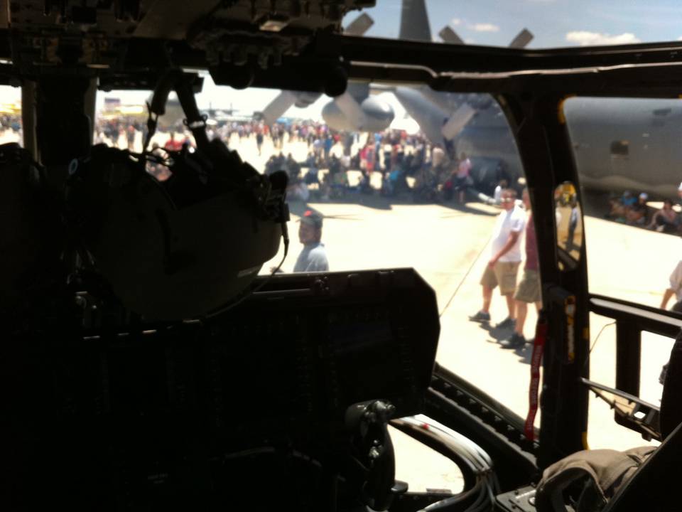 Joint Open Service House 2011 at Andrews Joint-Base (MD, USA) 1 : CV-22 Osprey_9_cockpit3.jpg