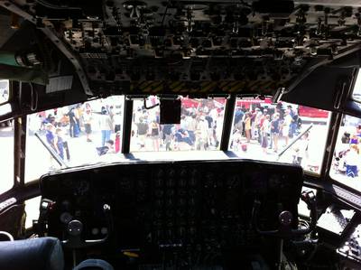 Joint Open Service House 2011 at Andrews Joint-Base (MD, USA) 1 : HC-130_5_cockpit.jpg