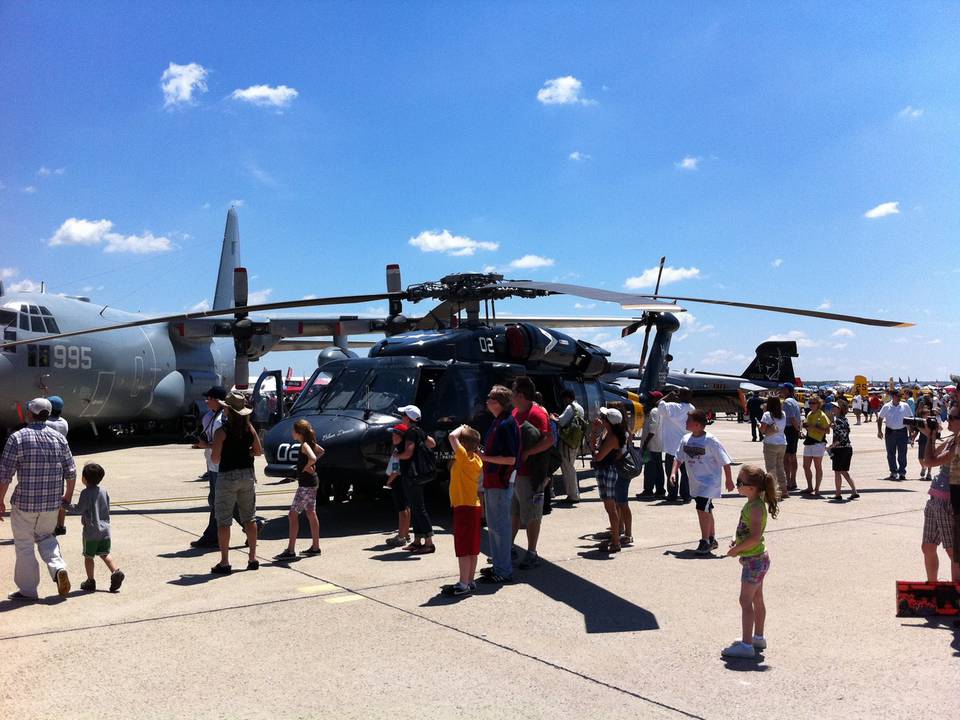 Joint Open Service House 2011 at Andrews Joint-Base (MD, USA) 1 : HH-60_2.jpg