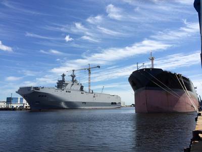 Mistral class ships (Saint-Nazaire, France) 1 : IMG_7864