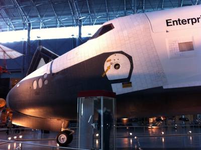 National Air &amp; Space Museum - Steven F.Udvar Hazy center (Chantilly, VA, USA) 1 : USAF Space shuttle_5.jpg