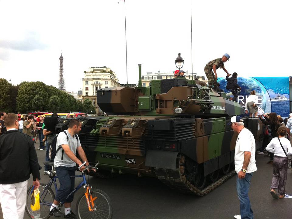 Bastille Day in Paris (France) 1 : Char Leclerc_7.jpg