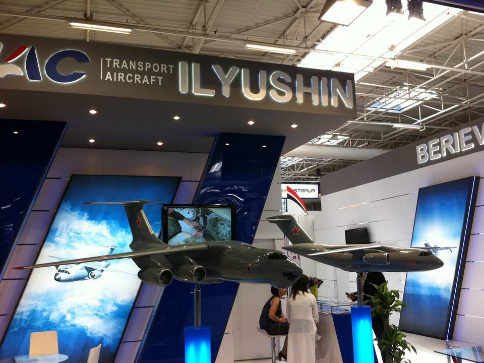 Paris Airshow 2011 (Le Bourget, France) 1 : Ilyushin model.jpg