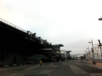 The USS Intreprid Sea, Air, and Space museum (NY, USA) 1 : A-entrance_2.jpg