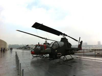 The USS Intreprid Sea, Air, and Space museum (NY, USA) 1 : AH-1 &amp; UH-1.jpg