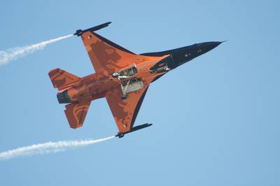 MNA Cambrai 2011 1 : F-16AM J015 67