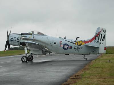 Skyshow 2008, St Malo 1 : Douglas AD-4N Skyraider 1