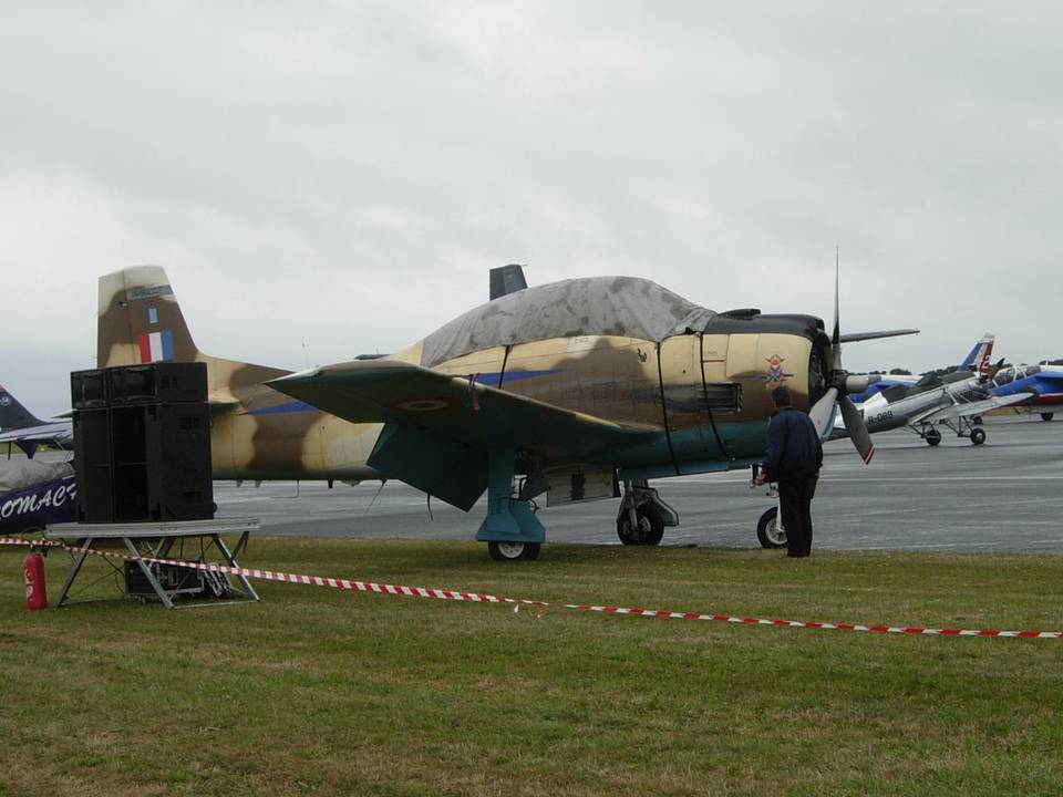 Skyshow 2008, St Malo 1 : North American T-28F Fennec 1