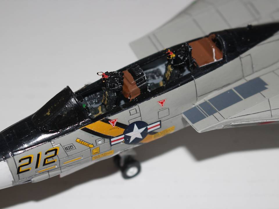 F-14A Tomcat 159449 VF-142 - Revell 1-72 1 : F-14A Tomcat BuNo 159449 VF-142 Ghostriders - Revell 1-72 - 2