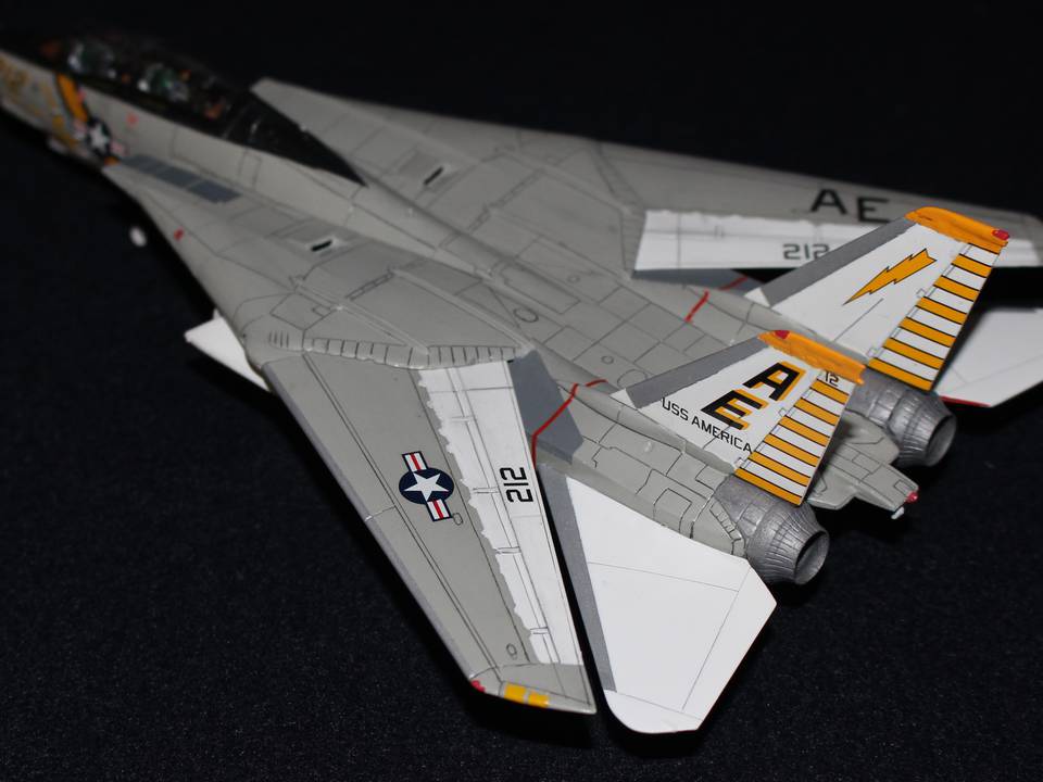 F-14A Tomcat 159449 VF-142 - Revell 1-72 1 : F-14A Tomcat BuNo 159449 VF-142 Ghostriders - Revell 1-72 - 8