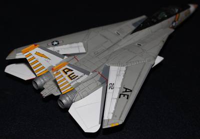 F-14A Tomcat 159449 VF-142 - Revell 1-72 1 : F-14A Tomcat BuNo 159449 VF-142 Ghostriders - Revell 1-72 - 10