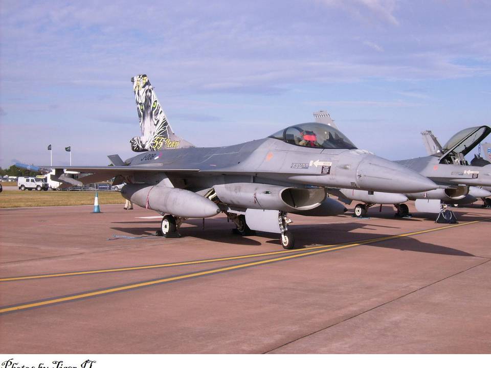 Fairford juillet 2009 1 : Fairford 2009 9