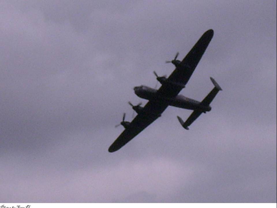 Fairford juillet 2009 1 : Fairford 2009 37