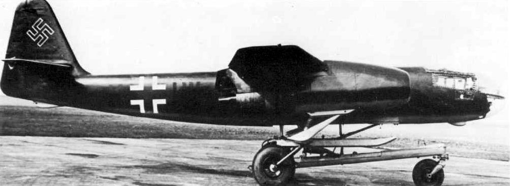 Le quadrir&eacute;acteur Arado 234 V6