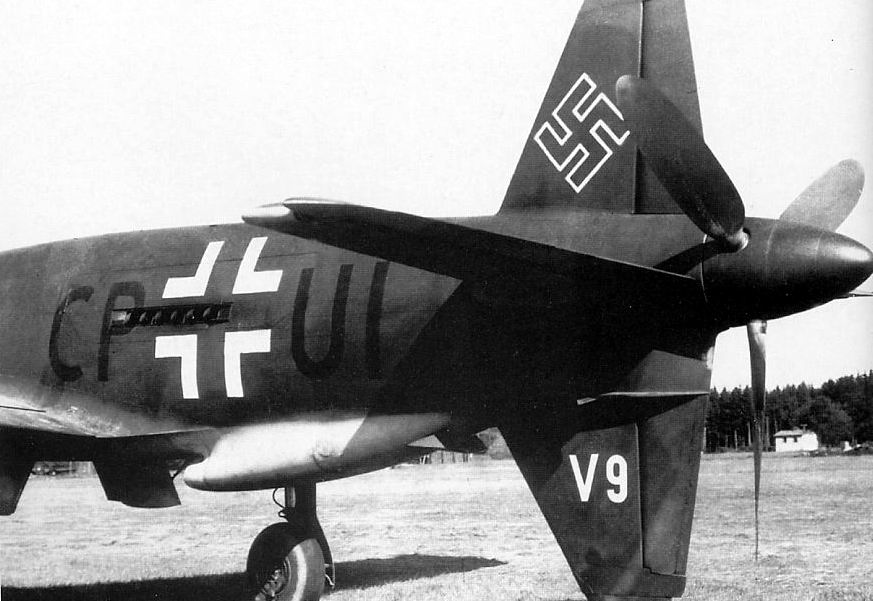 L'arri&egrave;re du V9