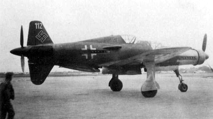 Un Do-335 A-12 de s&eacute;rie (ex-Do-335 A-1)