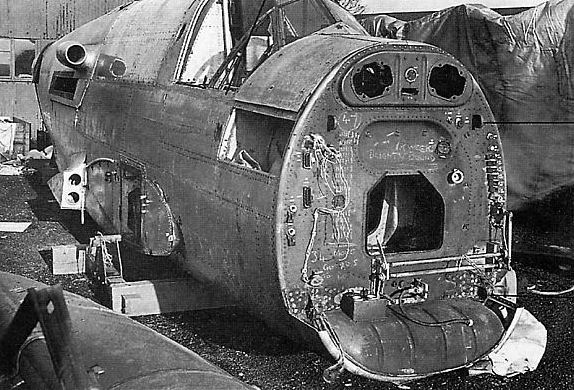 Fuselage d'un Do-335B-1 inachev&eacute;