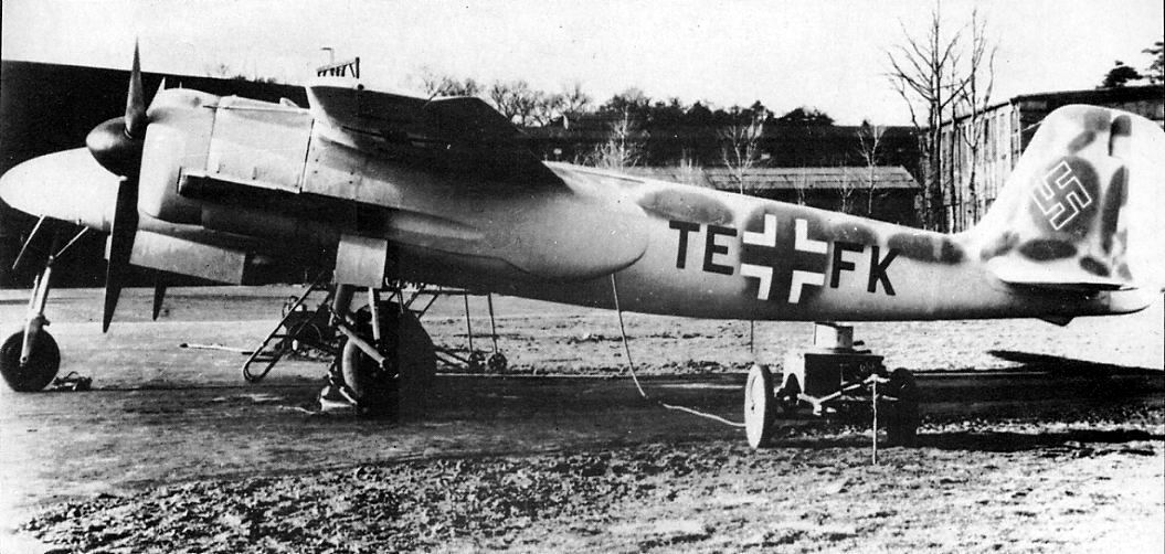 Le Focke Wulf Ta-154 V7
