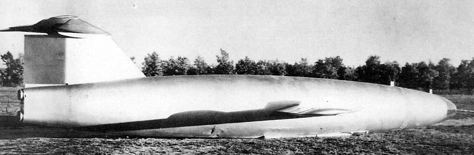 Le "346-2" apr&egrave;s son atterrissage sur le ventre en 1949